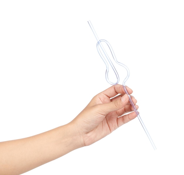 Ruky držiace ihlu a nite